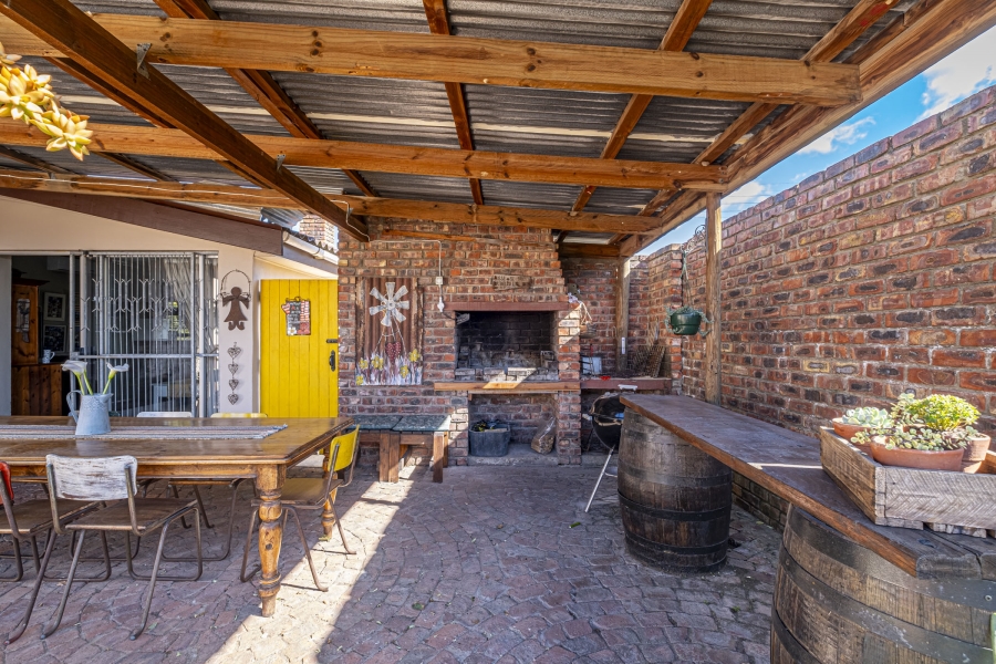 4 Bedroom Property for Sale in Manor Heights Eastern Cape